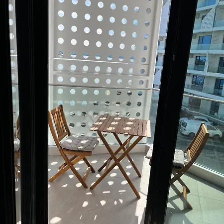 Lake On Apartment
