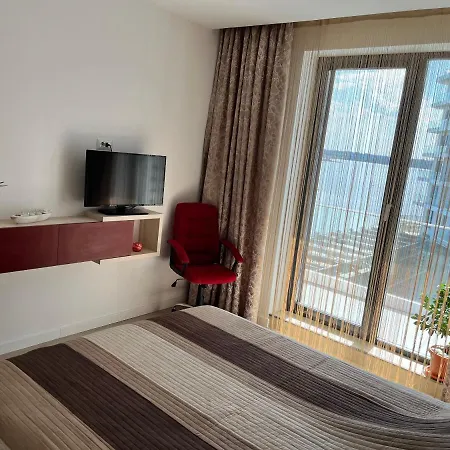 Lake On Apartment *